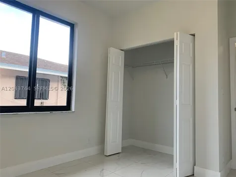 211 NW 7th Court Hallandale Beach FL 33009