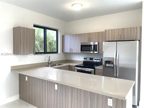 211 NW 7th Court Hallandale Beach FL 33009