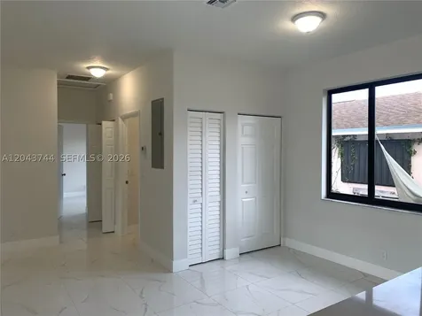 211 NW 7th Court Hallandale Beach FL 33009