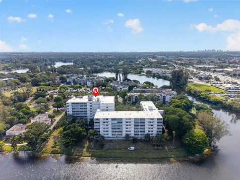 3301 Spanish Moss Terrace Lauderhill FL 33319