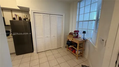 735 SW 148 Avenue Sunrise FL 33325
