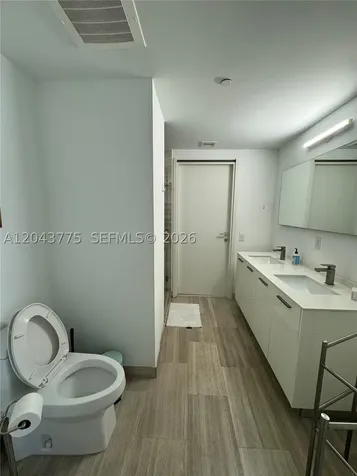 1300 Brickell Bay Drive Miami FL 33131