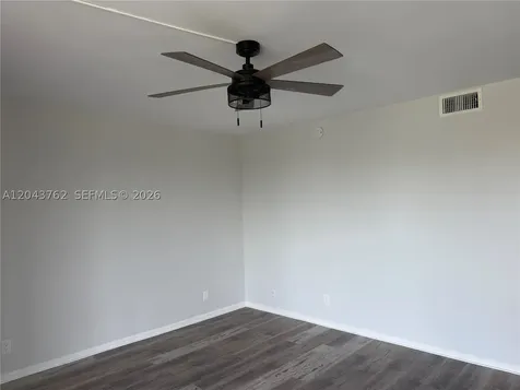 7220 Lake Cir Drive Margate FL 33063