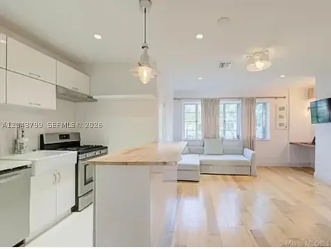 840 Michigan Avenue Miami Beach FL 33139