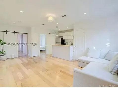 840 Michigan Avenue Miami Beach FL 33139