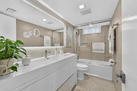 2930 Point East Drive Aventura FL 33160