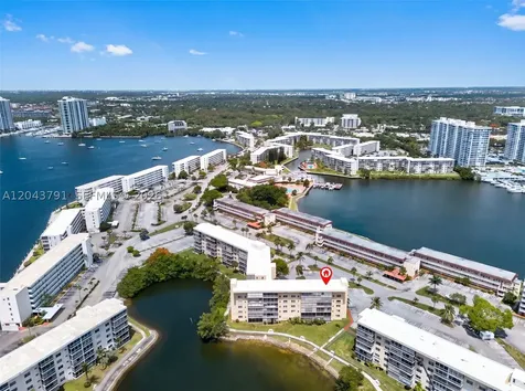 2930 Point East Drive Aventura FL 33160