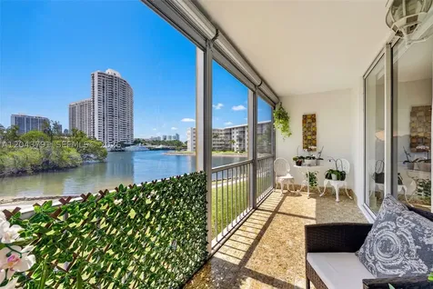 2930 Point East Drive Aventura FL 33160