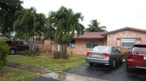 5425 NW 16th Court Lauderhill FL 33313