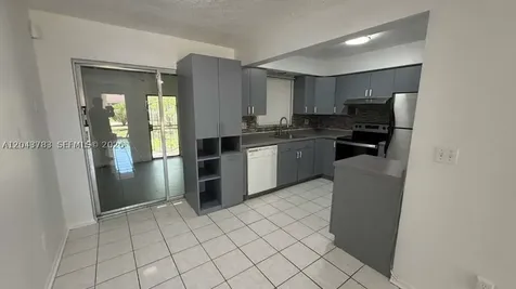 5425 NW 16th Court Lauderhill FL 33313