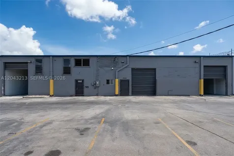 3904 NW 32nd Avenue Miami FL 33142