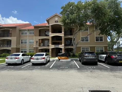 100 SW 117th Terrace Pembroke Pines FL 33025