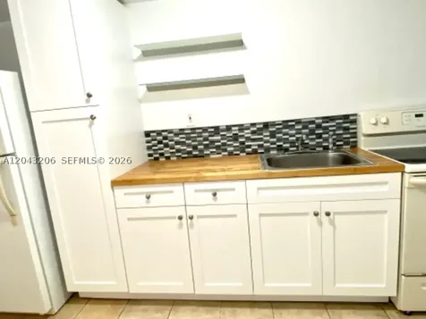 4307 SW 9th Street Miami FL 33134