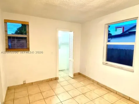 4307 SW 9th Street Miami FL 33134