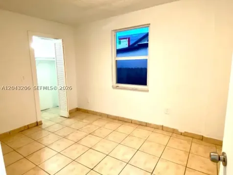 4307 SW 9th Street Miami FL 33134