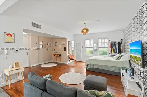 760 Meridian Avenue Miami Beach FL 33139