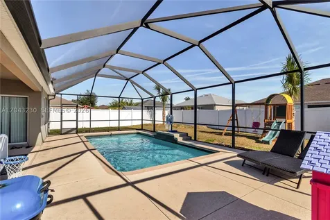 6749 NW 64th Court Ocala FL 33476
