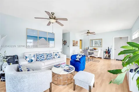 9281 W Bay Harbor Drive Bay Harbor Islands FL 33154