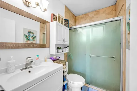 9281 W Bay Harbor Drive Bay Harbor Islands FL 33154
