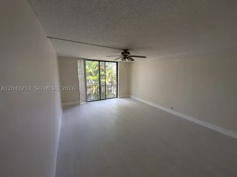 3680 Inverrary Drive Lauderhill FL 33319