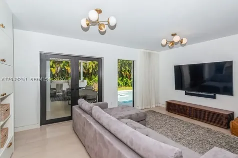 1035 Catalonia Avenue Coral Gables FL 33134