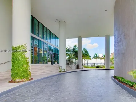 460 NE 28th Street Miami FL 33137