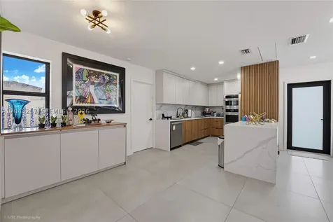 2450 NE 209th Terrace Miami FL 33180