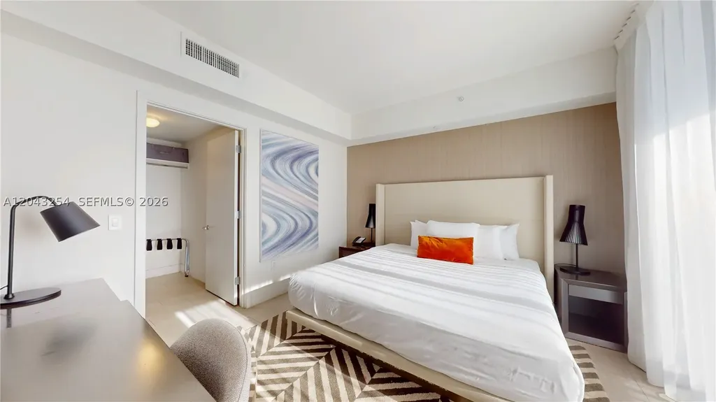 4010 S Ocean Drive Hollywood FL 33019
