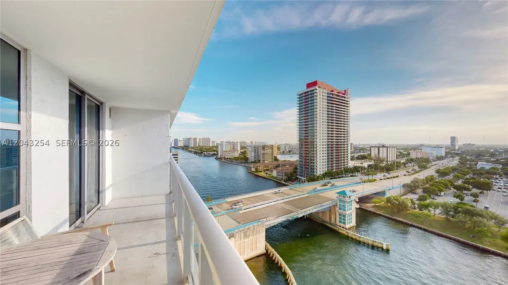 4010 S Ocean Drive Hollywood FL 33019