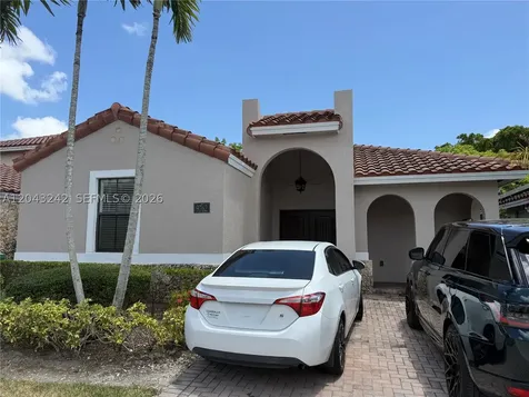 9762 NW 8th Terrace Miami FL 33172