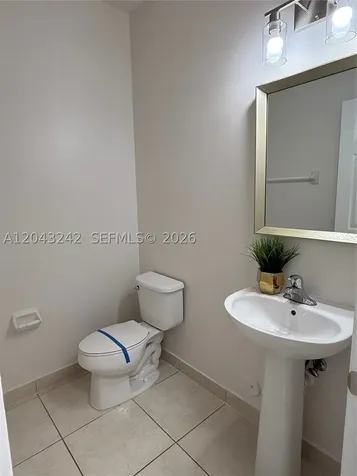 9762 NW 8th Terrace Miami FL 33172