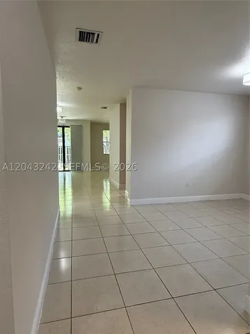 9762 NW 8th Terrace Miami FL 33172