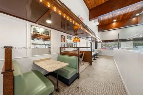 1586 S Dixie Highway Coral Gables FL 33146
