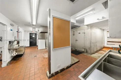 1586 S Dixie Highway Coral Gables FL 33146