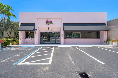 1586 S Dixie Highway Coral Gables FL 33146