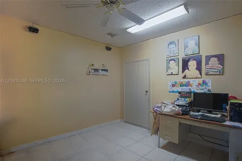 5889 NW 198th Terrace Hialeah FL 33015