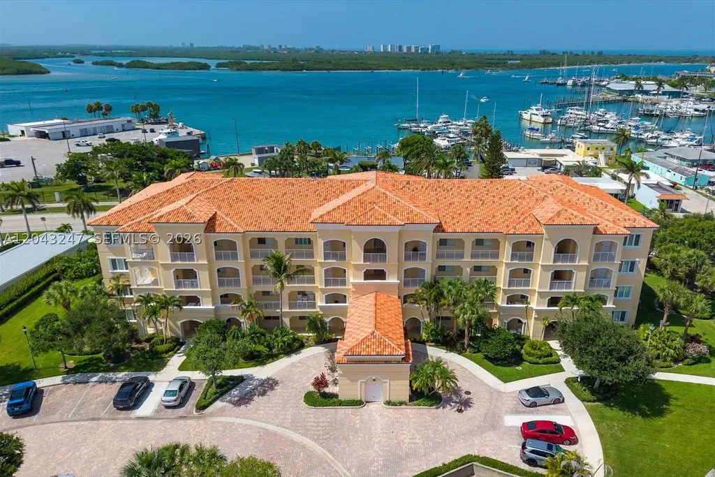 38 E Harbour Isle Drive E Fort Pierce FL 34949