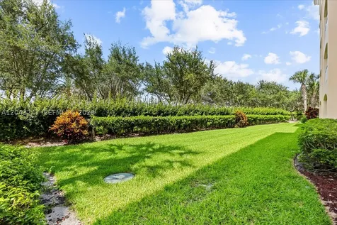 38 E Harbour Isle Drive E Fort Pierce FL 34949