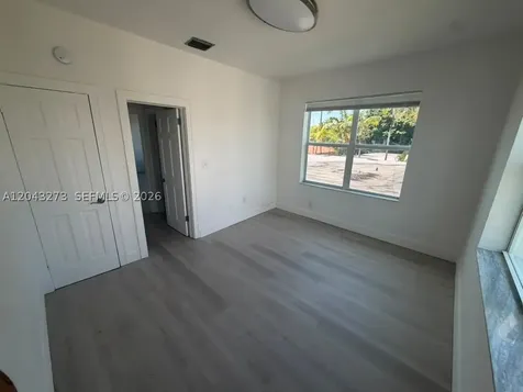 1618 Michigan Avenue Miami Beach FL 33139