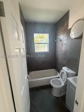 1618 Michigan Avenue Miami Beach FL 33139