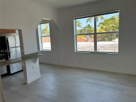 1618 Michigan Avenue Miami Beach FL 33139