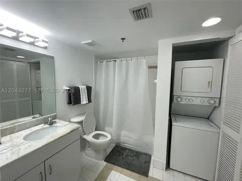1200 Brickell Bay Drive Miami FL 33131