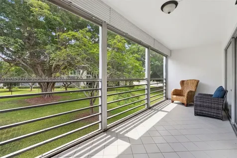 2404 Antigua Circle Coconut Creek FL 33066