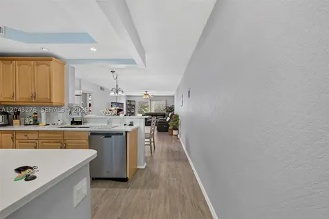 2404 Antigua Circle Coconut Creek FL 33066