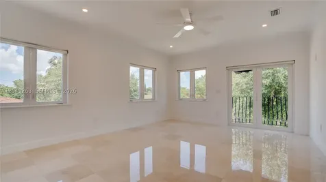 500 SW 51st Court Miami FL 33134