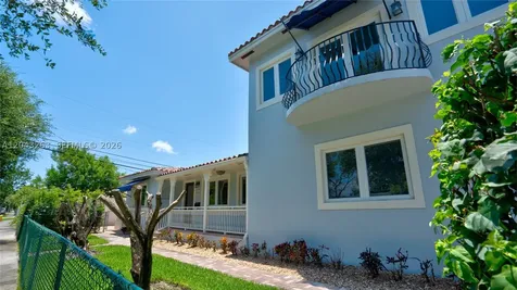 500 SW 51st Court Miami FL 33134