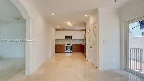 500 SW 51st Court Miami FL 33134