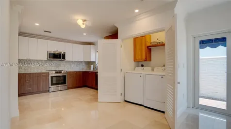 500 SW 51st Court Miami FL 33134