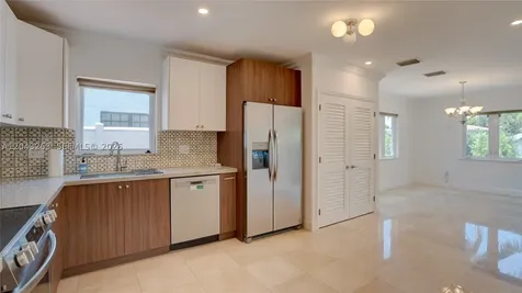500 SW 51st Court Miami FL 33134
