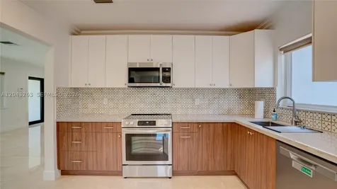 500 SW 51st Court Miami FL 33134